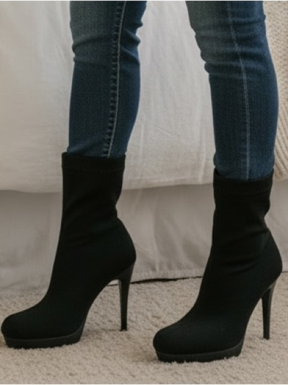 🖤 Stuart Weitzman Black Stretch Sock Booties Heels Size 7.5 - Huggie - w/box!
